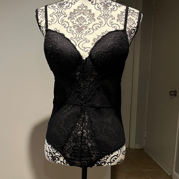 Other - Chic Black Lace Chemise